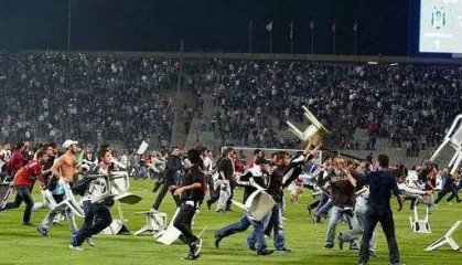  慕尼黑德比战火药味十足险冲突  