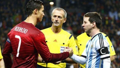  弗赖堡新帅首秀终结连败  