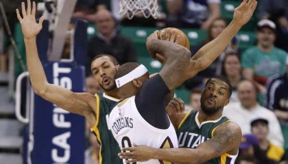  福克斯关键抢断助胜，国王客场险胜鹈鹕队